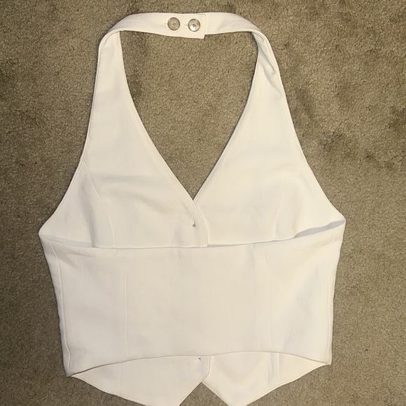 aritzia wilfred halter vest - Picture 6 of 11